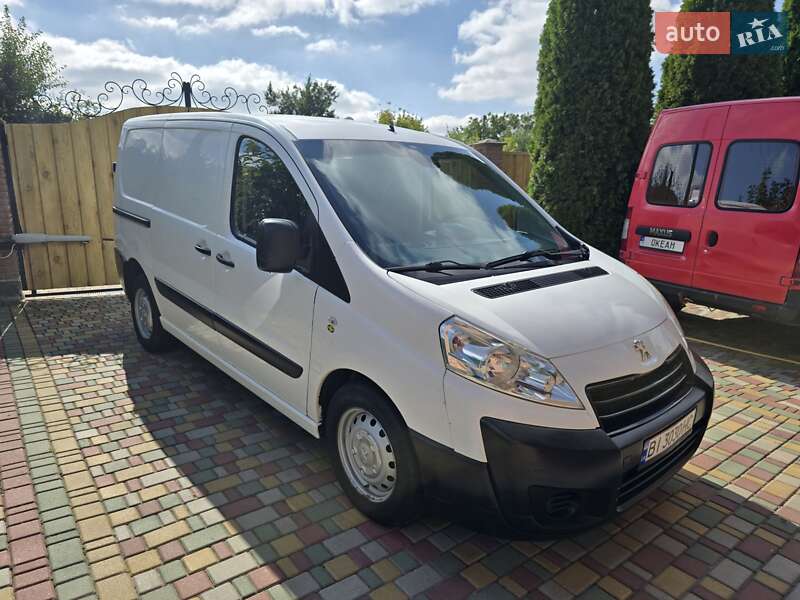 Вантажний фургон Peugeot Expert 2012 в Миргороді