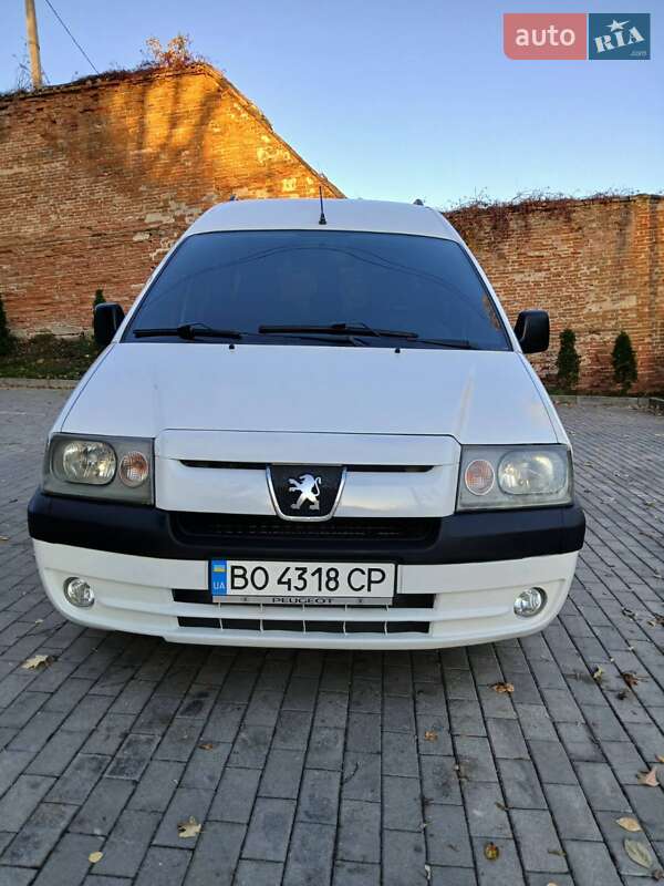 Минивэн Peugeot Expert 2005 в Кременце