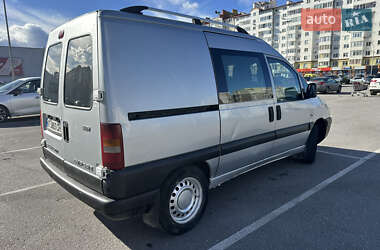 Мінівен Peugeot Expert 2004 в  фото 6 Мінівен Peugeot Expert 2004 в