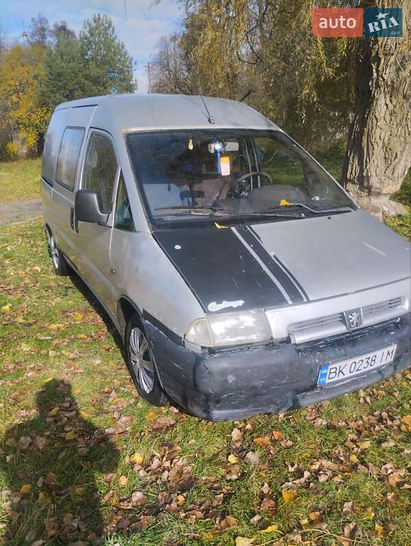 Минивэн Peugeot Expert 1999 в Корце