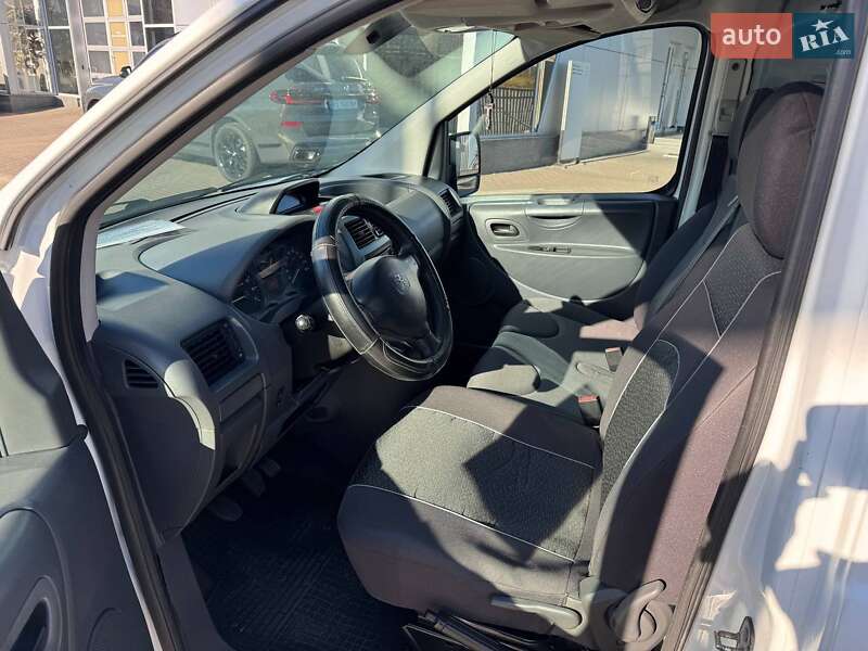 Грузовой фургон Peugeot Expert 2015 в Хмельницком