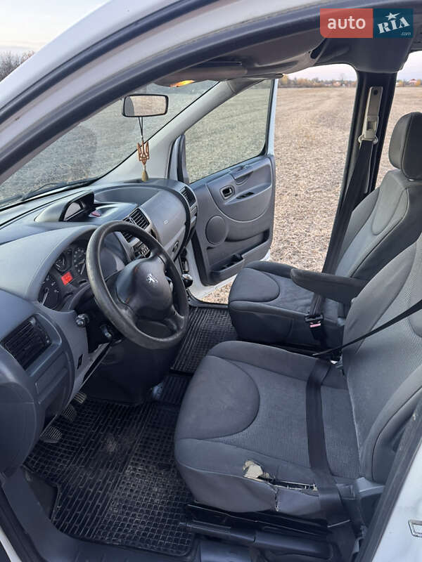 Мінівен Peugeot Expert 2009 в Жидачові