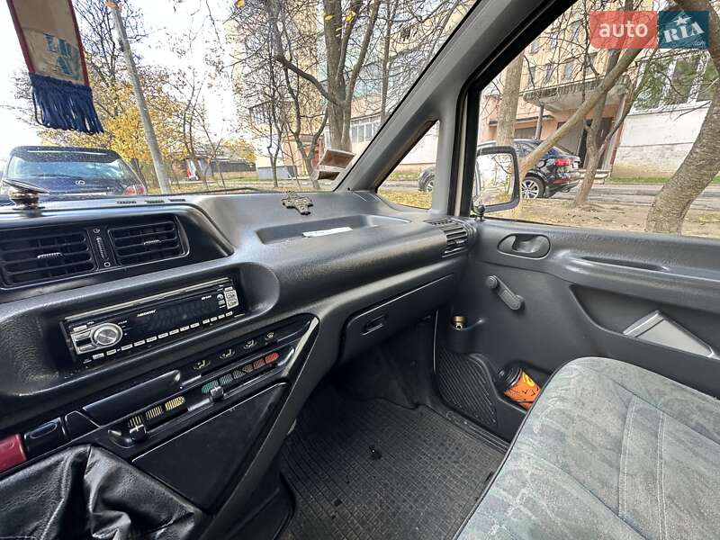 Минивэн Peugeot Expert 1998 в Стрые