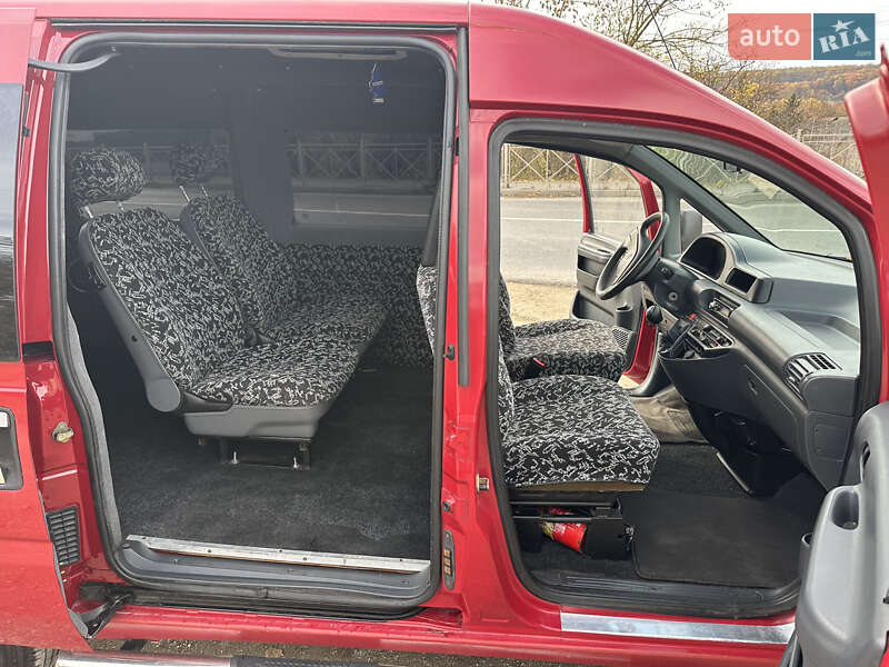 Вантажний фургон Peugeot Expert 1995 в Теребовлі