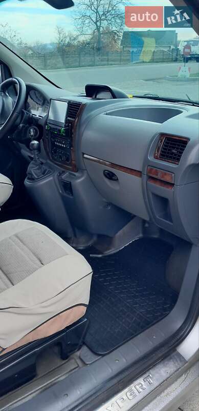 Минивэн Peugeot Expert 2009 в Кицмани фото 12 Минивэн Peugeot Expert 2009 в Кицмани