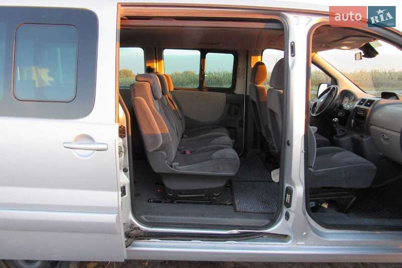 Мінівен Peugeot Expert 2009 в Лосинівці фото 3 Мінівен Peugeot Expert 2009 в Лосинівці