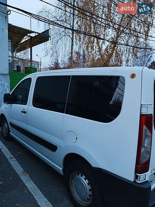 Мінівен Peugeot Expert 2008 в Сумах фото 8 Мінівен Peugeot Expert 2008 в Сумах