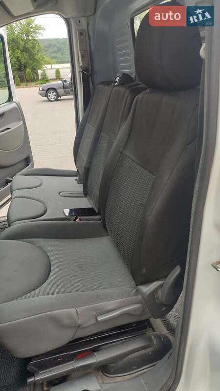 Вантажний фургон Peugeot Expert 2010 в Могилів-Подільському фото 5 Вантажний фургон Peugeot Expert 2010 в Могилів-Подільському