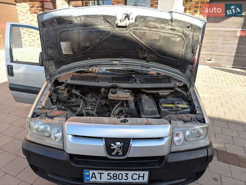 Мінівен Peugeot Expert 2004 в Калуші