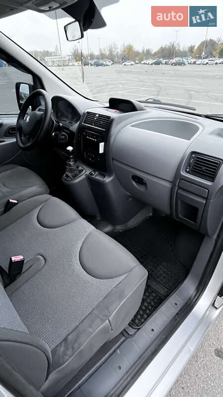 Мінівен Peugeot Expert 2011 в Дніпрі фото 12 Мінівен Peugeot Expert 2011 в Дніпрі