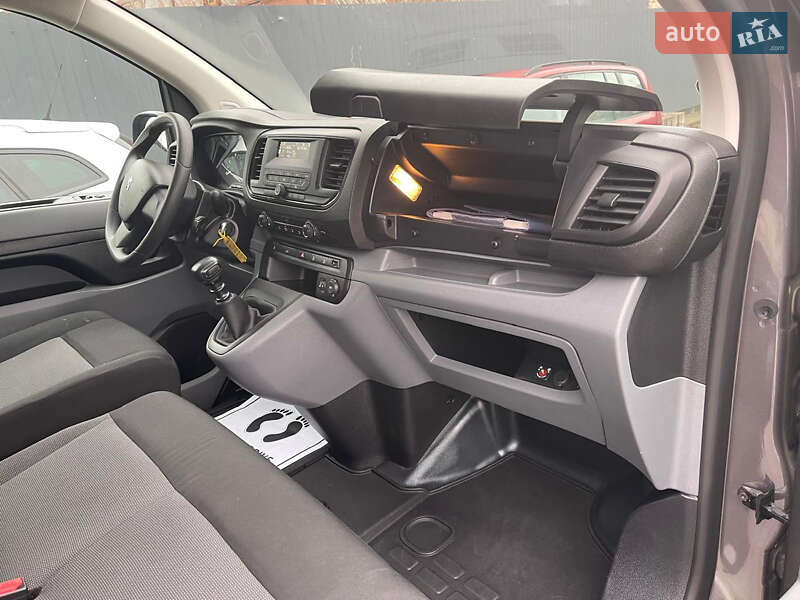 Вантажний фургон Peugeot Expert 2018 в Рівному фото 35 Вантажний фургон Peugeot Expert 2018 в Рівному