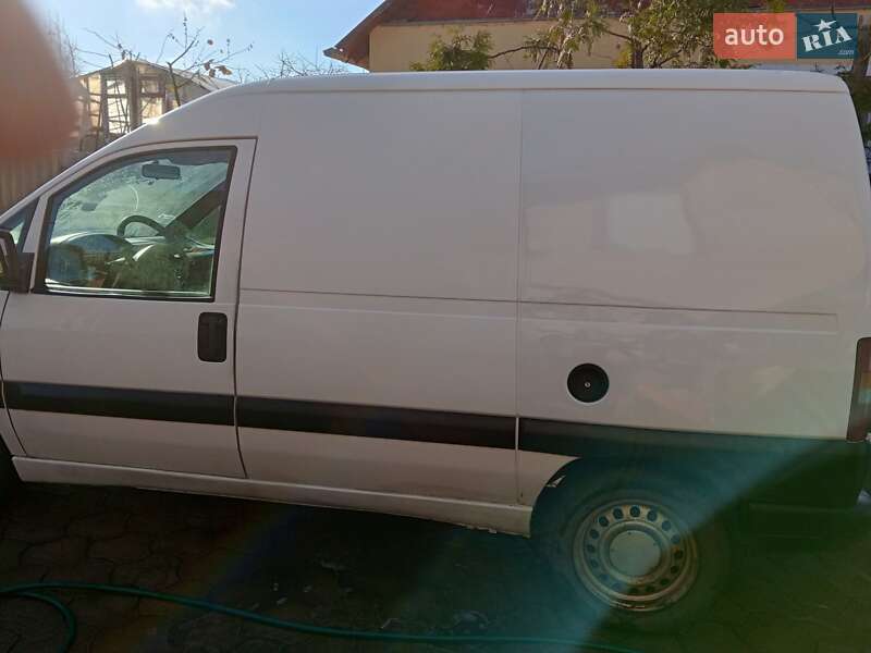 Грузовой фургон Peugeot Expert 2004 в Здолбунове