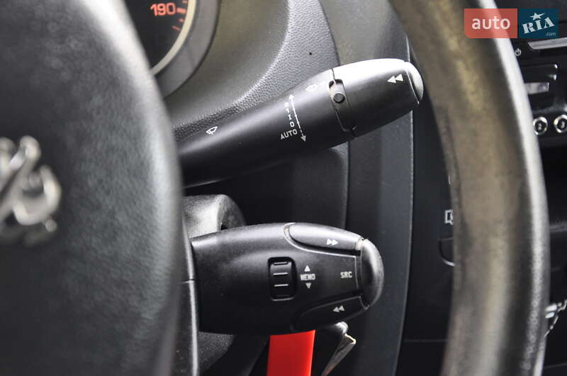 Грузовой фургон Peugeot Expert 2016 в Львове фото 30 Грузовой фургон Peugeot Expert 2016 в Львове