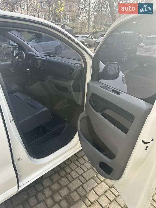 Вантажний фургон Peugeot Expert 2019 в Одесі