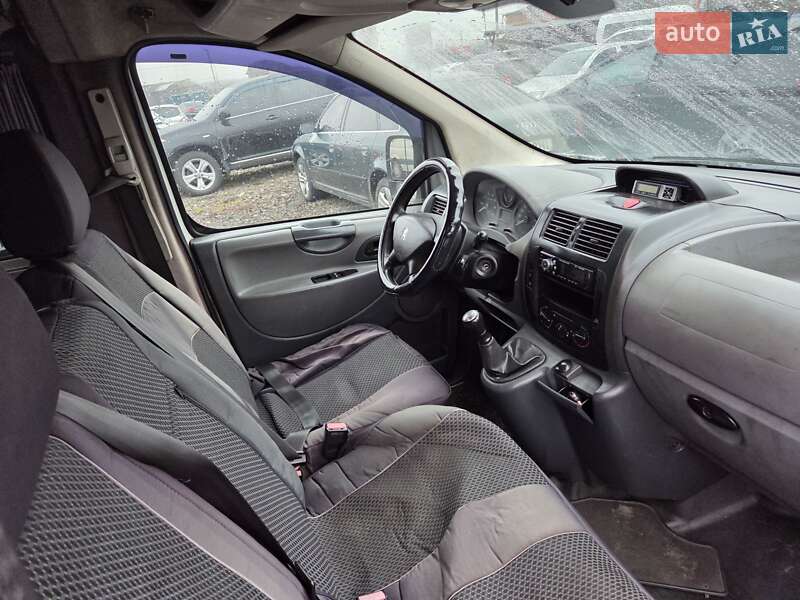 Мінівен Peugeot Expert 2007 в Хусті фото 7 Мінівен Peugeot Expert 2007 в Хусті