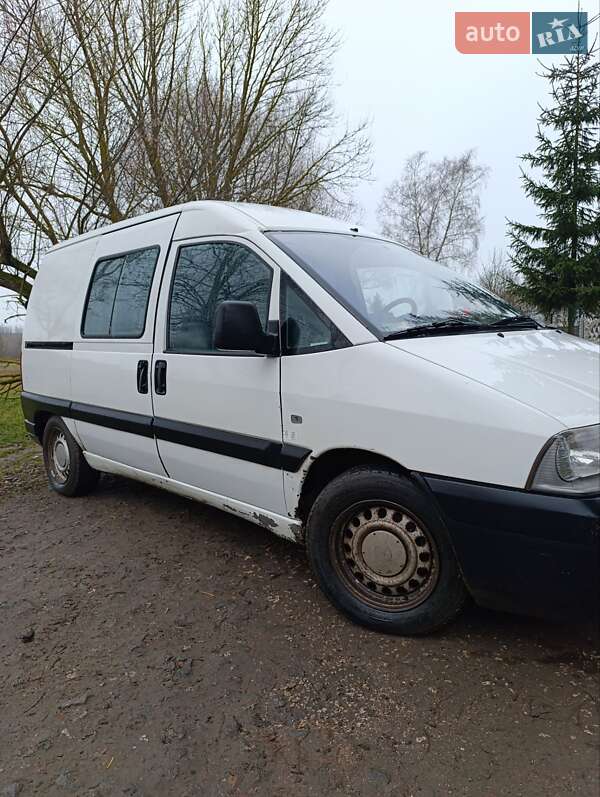 Минивэн Peugeot Expert 2006 в Лановцах