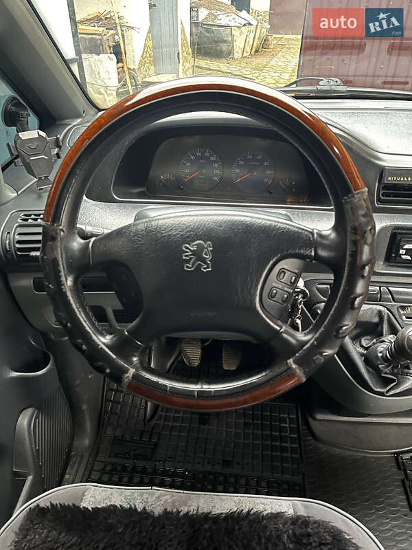 Минивэн Peugeot Expert 2003 в Стрые