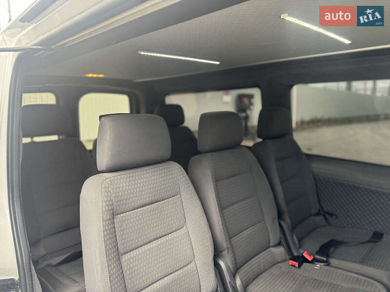 Мінівен Peugeot Expert 2014 в Сваляві