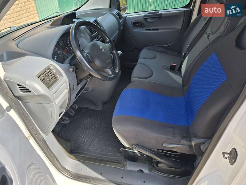 Вантажний фургон Peugeot Expert 2012 в Миргороді