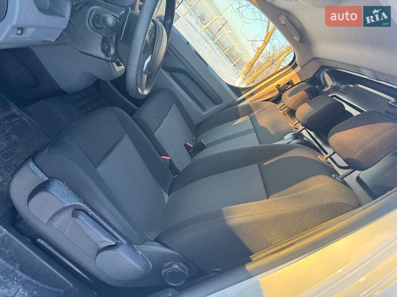 Грузовой фургон Peugeot Expert 2022 в Дубно