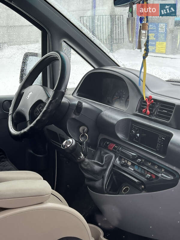Минивэн Peugeot Expert 2005 в Ровно фото 13 Минивэн Peugeot Expert 2005 в Ровно