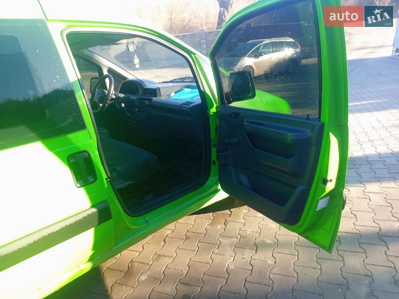 Грузовой фургон Peugeot Expert 2000 в Подволочиске