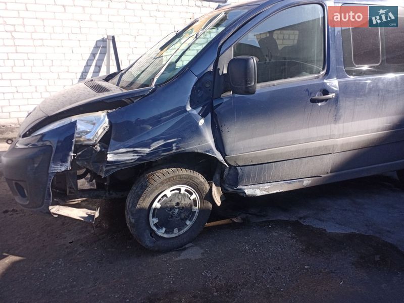 Минивэн Peugeot Expert 2008 в Киеве