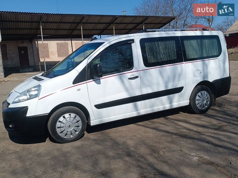 Peugeot Expert 2010 Peugeot Expert 2010