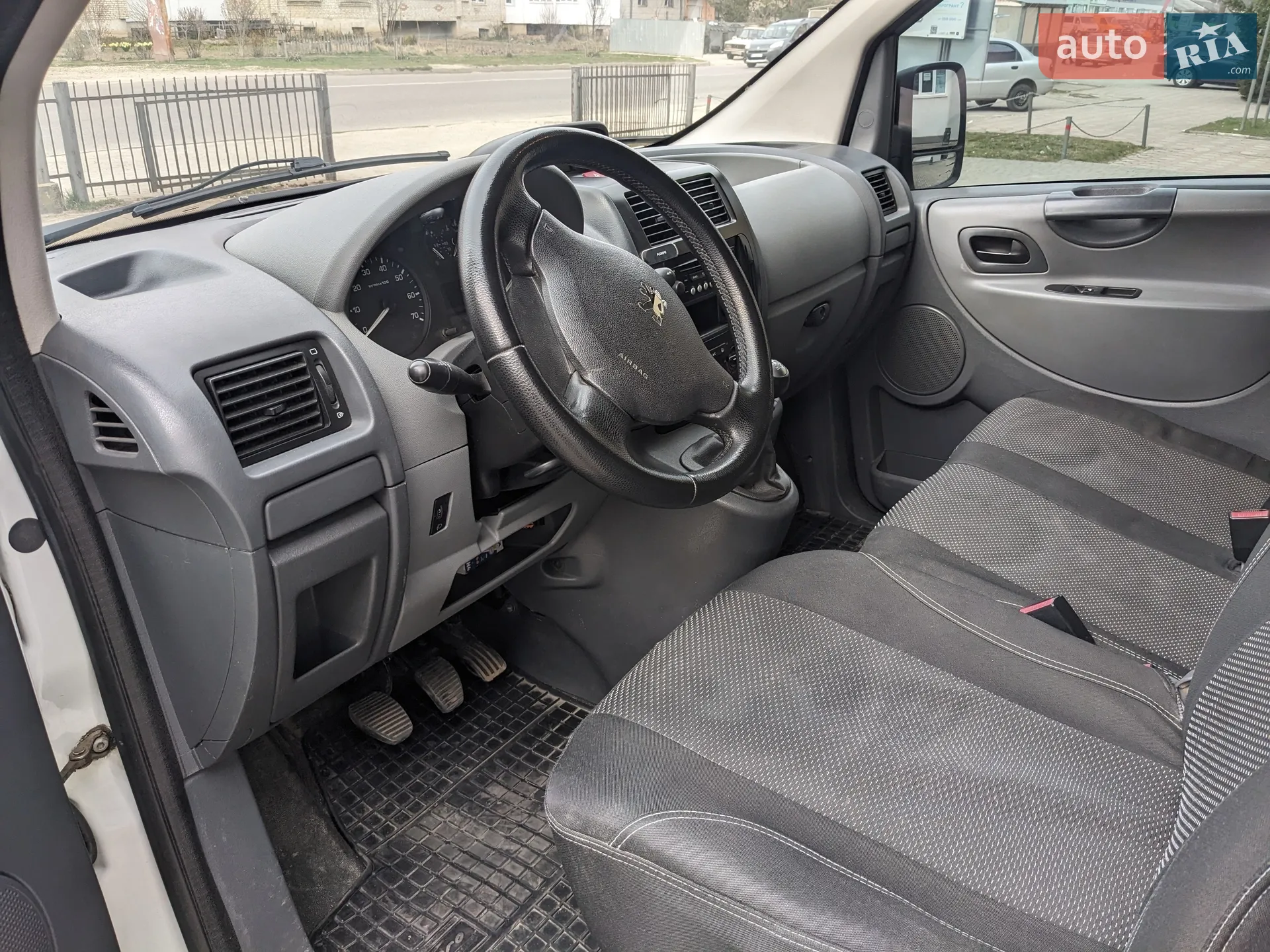 2012 Peugeot Expert - мініатюра 15