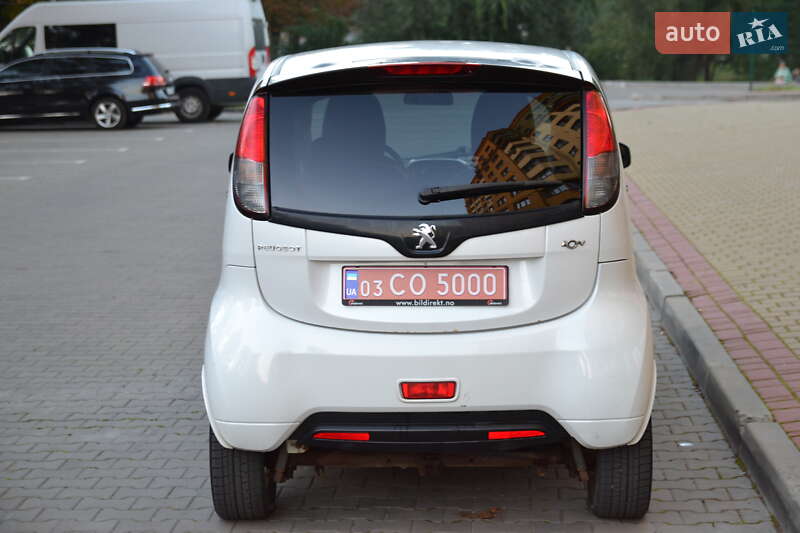 Хэтчбек Peugeot iOn 2012 в Луцке