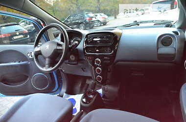 Хетчбек Peugeot iOn 2012 в Луцьку
