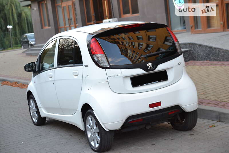 Хетчбек Peugeot iOn 2011 в Луцьку фото 8 Хетчбек Peugeot iOn 2011 в Луцьку