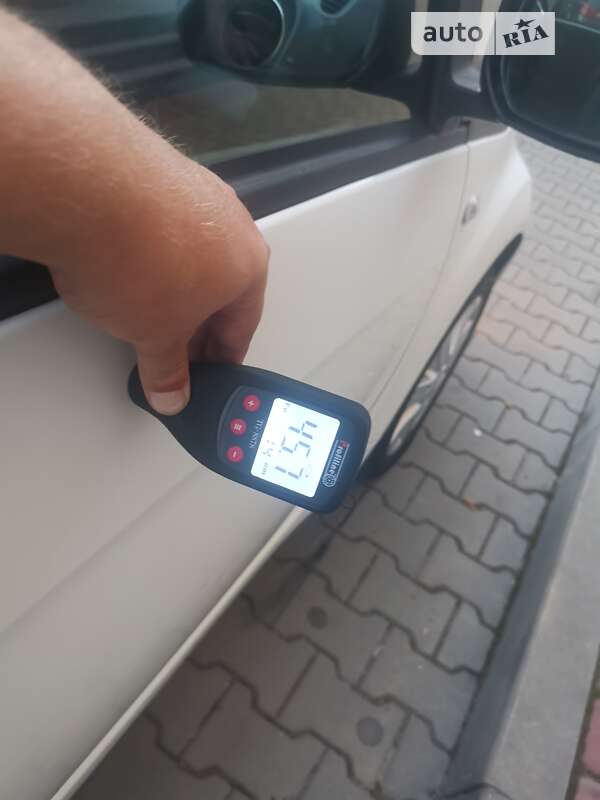 Хетчбек Peugeot iOn 2011 в Луцьку фото 27 Хетчбек Peugeot iOn 2011 в Луцьку