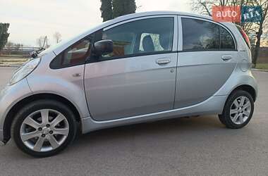 Хэтчбек Peugeot iOn 2012 в Хмельнике