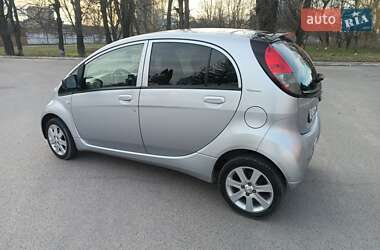 Хэтчбек Peugeot iOn 2012 в Хмельнике