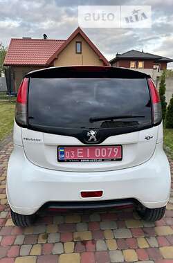 Хэтчбек Peugeot iOn 2014 в Луцке