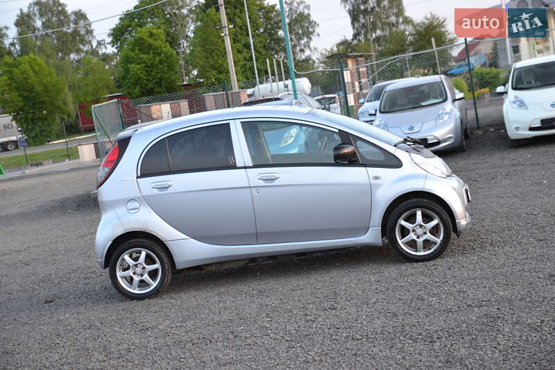 Хетчбек Peugeot iOn 2012 в Луцьку