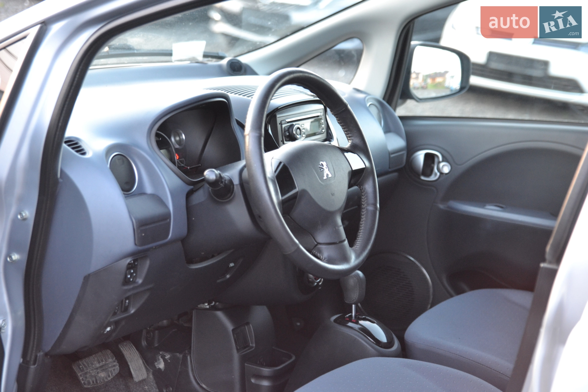 2011 Peugeot iOn - мініатюра 14