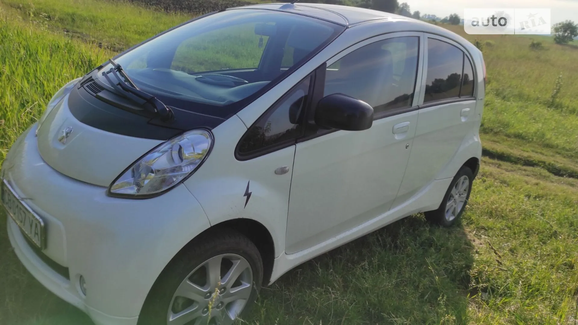 2012 Peugeot iOn - мініатюра 2
