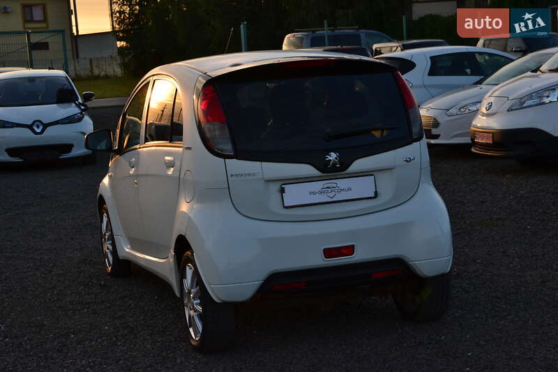 Хетчбек Peugeot iOn 2013 в Луцьку