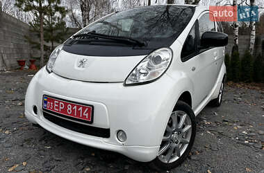 Хэтчбек Peugeot iOn 2012 в Кременце