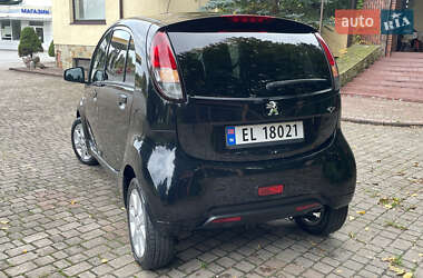 Хэтчбек Peugeot iOn 2011 в Львове