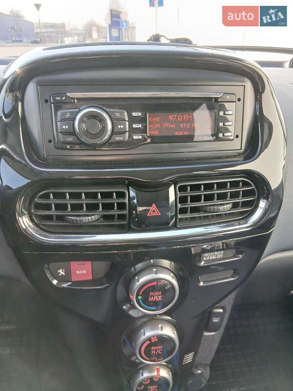 Хетчбек Peugeot iOn 2014 в Львові