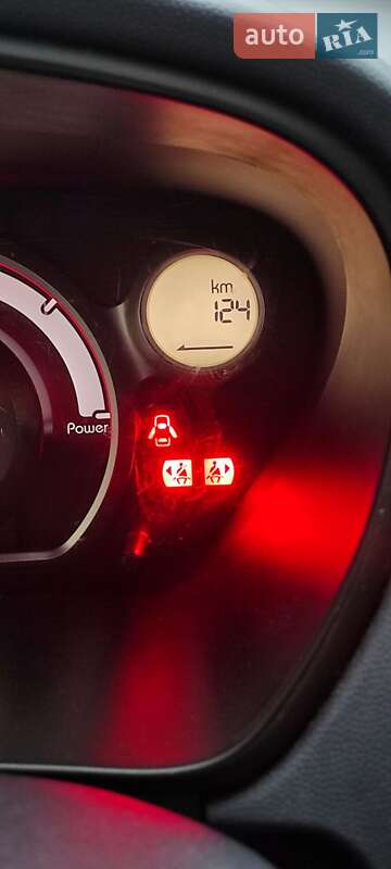 Хетчбек Peugeot iOn 2014 в Львові