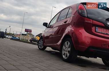 Хэтчбек Peugeot iOn 2014 в 