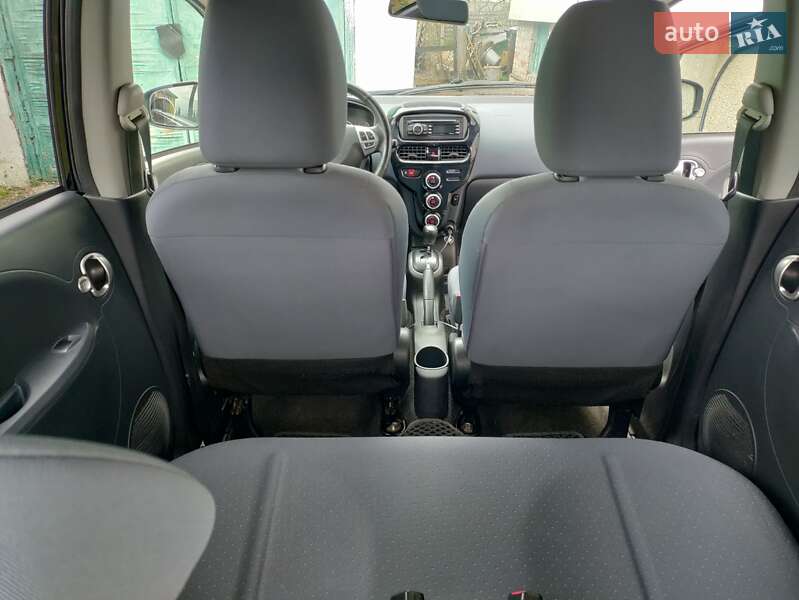 Хэтчбек Peugeot iOn 2011 в Ровно