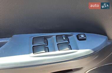 Хетчбек Peugeot iOn 2014 в 