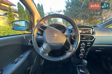 Хэтчбек Peugeot iOn 2016 в 