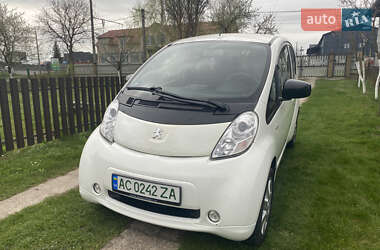 Хэтчбек Peugeot iOn 2011 в Луцке