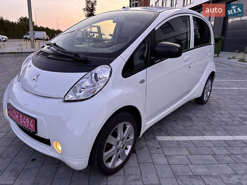 Peugeot iOn 2015